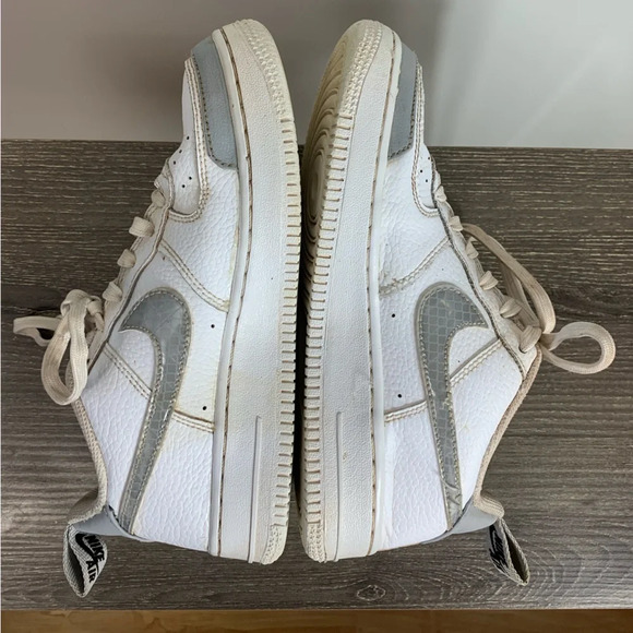 NIKE AIR FORCE 1 LV8 2 Under Construction BQ5484-100 White Wolf Grey 5Y EUR 37.5 - Picture 13 of 16